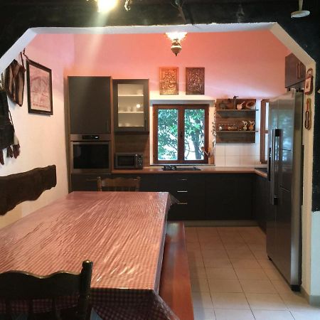 Villa Vlade- From The Heated Pool To The Beach In 1 Minute Jesenice  Eksteriør bilde