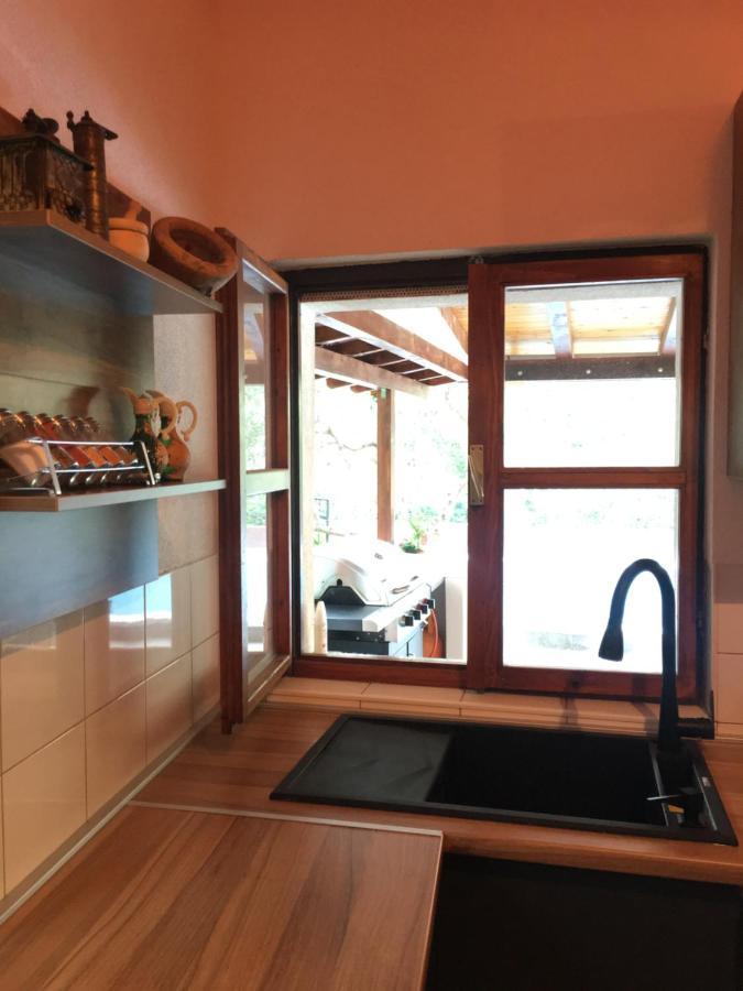 Villa Vlade- From The Heated Pool To The Beach In 1 Minute Jesenice  Eksteriør bilde